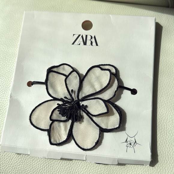 Zara Flower Fabric‎ Earrings And Chocker Necklace Set main image 15